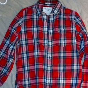 Abercrombie plaid button up. (LG)